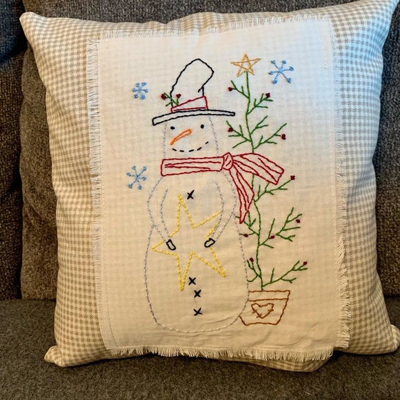 Primitive Americana Rustic Christmas Holiday Season Winter Snowman Pillow 12x12 - Picture 2 of 4